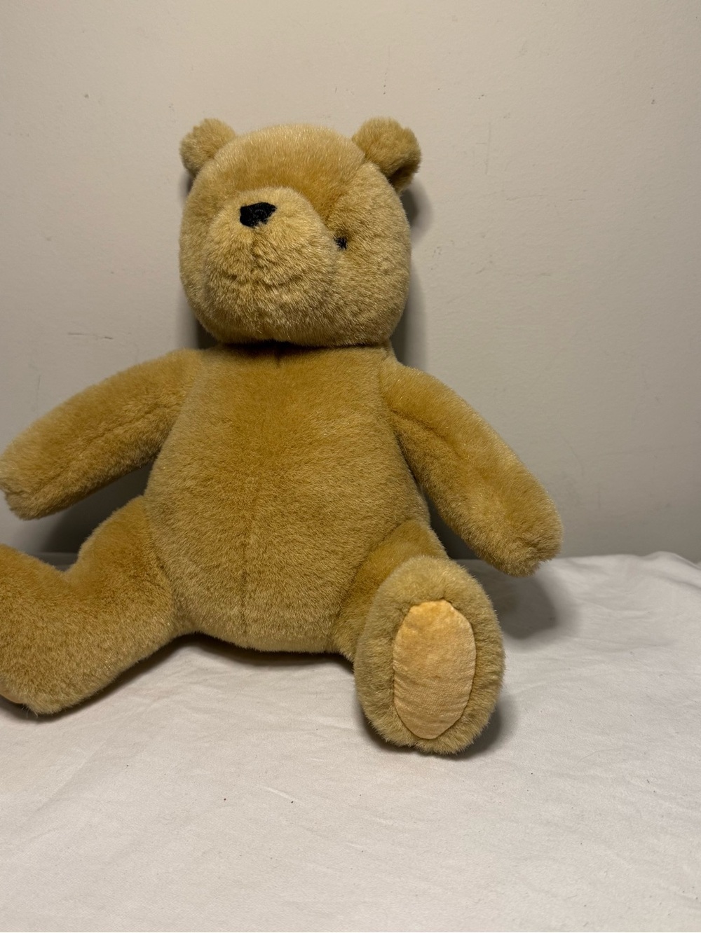 Vintage Gund Classic Winnie The Pooh Stuffed Bear Plush 9 Inches